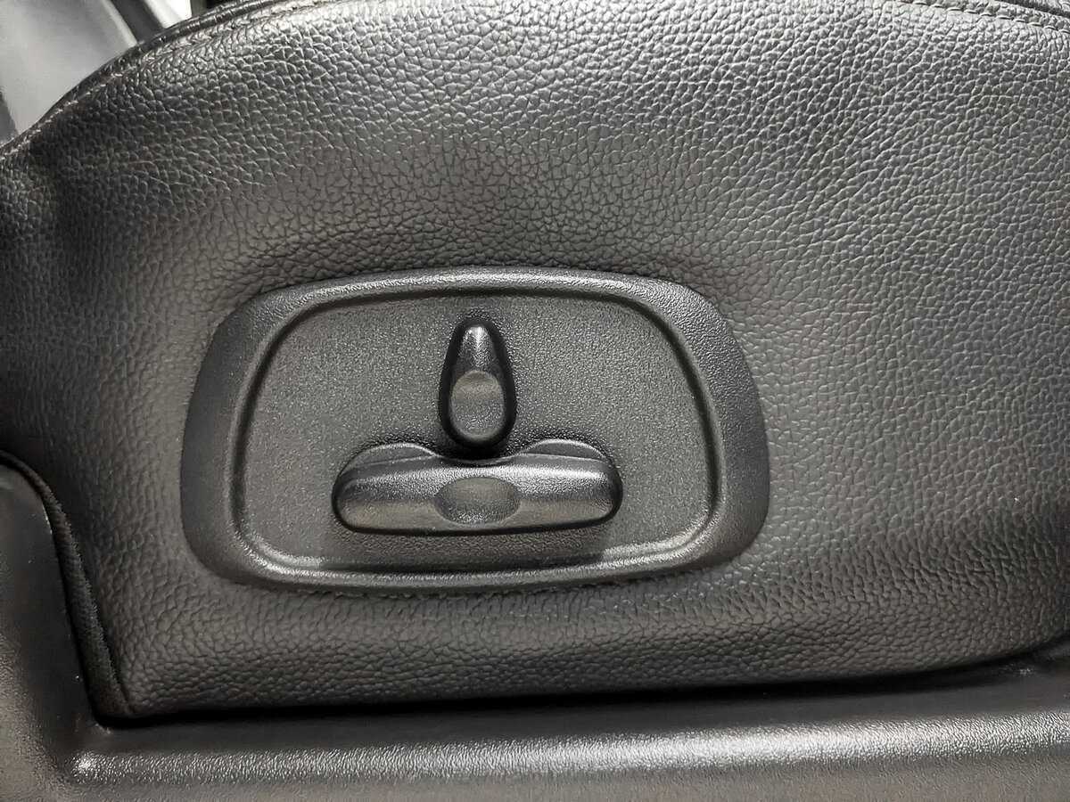 Mitsubishi Pajero с пробегом — 2014 год. Фото: #24