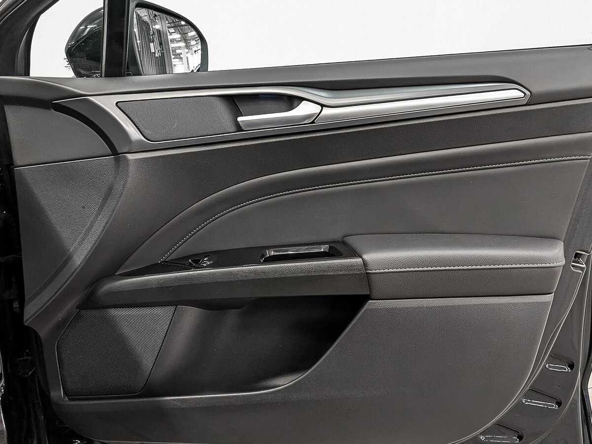 Ford Mondeo с пробегом — 2016 год. Фото: #23