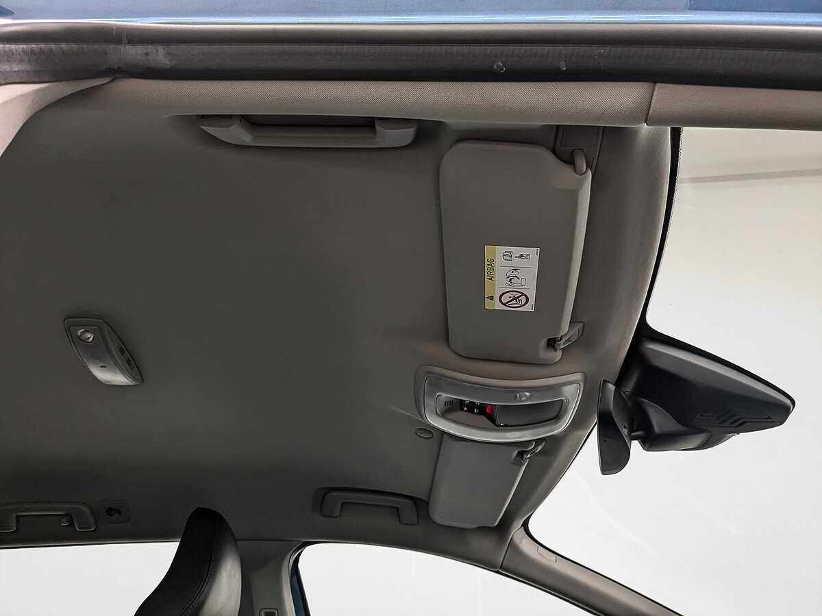 Volvo XC60 с пробегом — 2015 год. Фото: #22