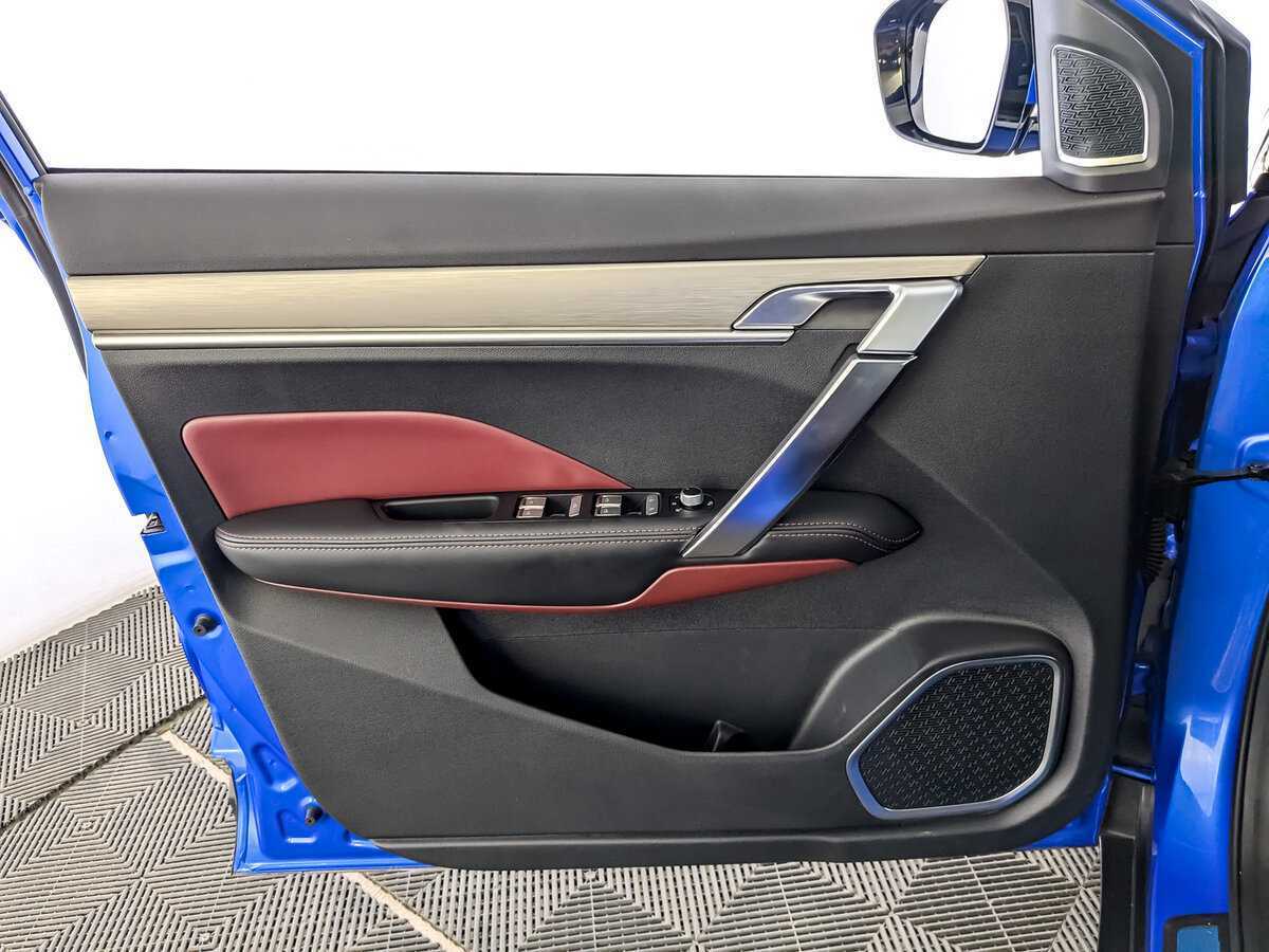 Geely Coolray с пробегом — 2020 год. Фото: #18