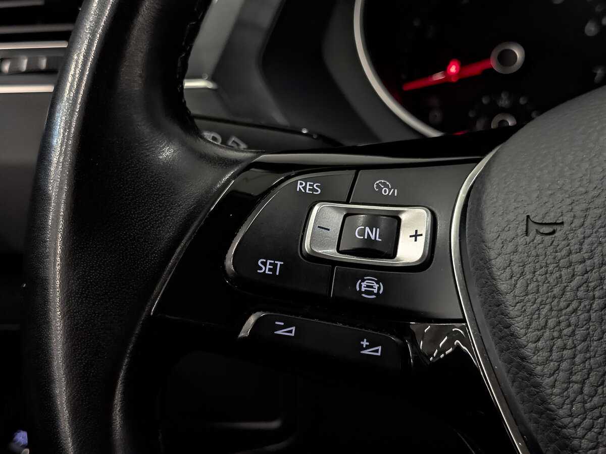 Volkswagen Tiguan с пробегом — 2020 год. Фото: #26