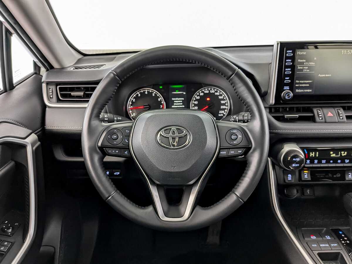 Toyota RAV4 с пробегом — 2021 год. Фото: #20