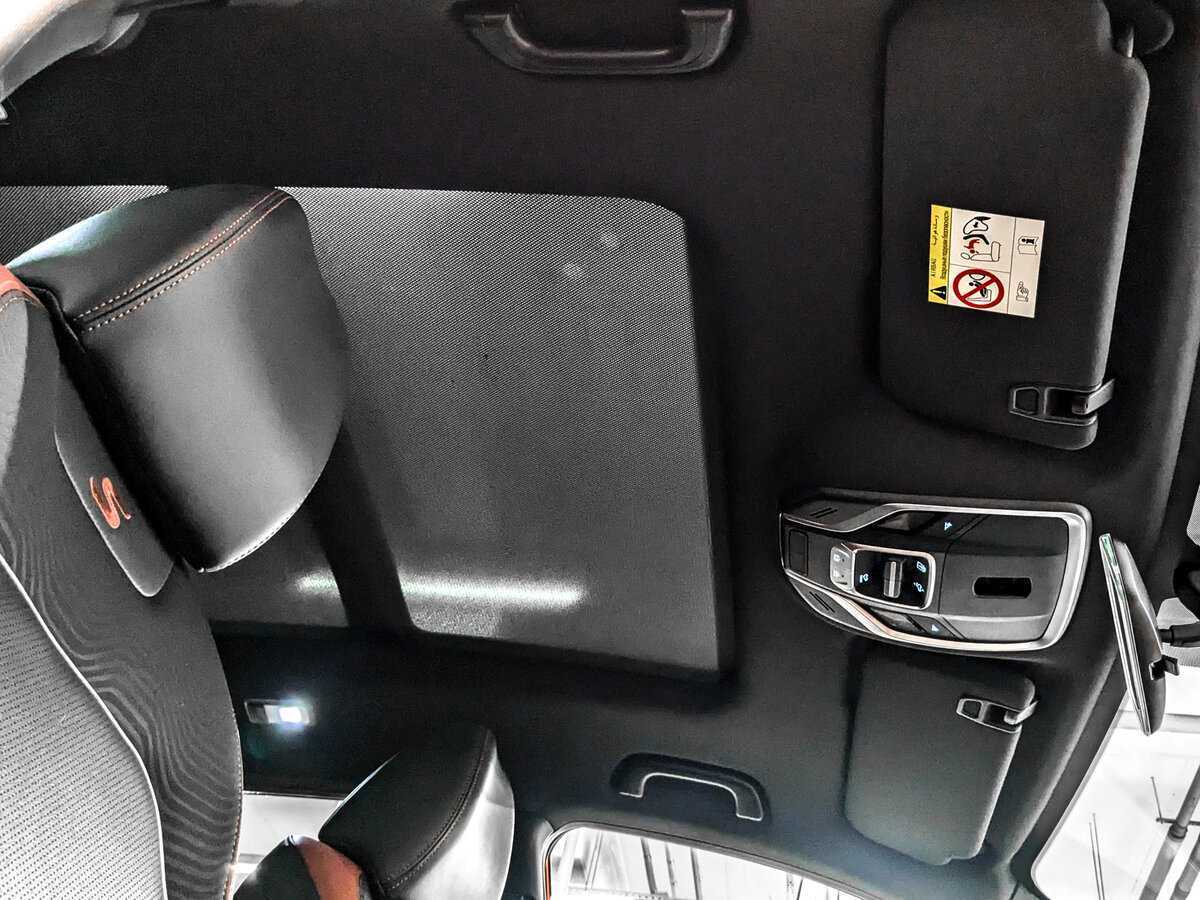 Geely Coolray с пробегом — 2022 год. Фото: #21