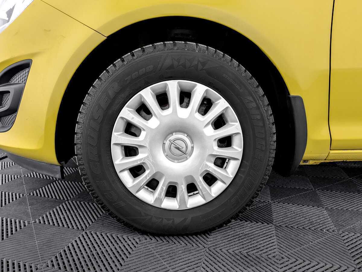 Opel Corsa с пробегом — 2013 год. Фото: #17