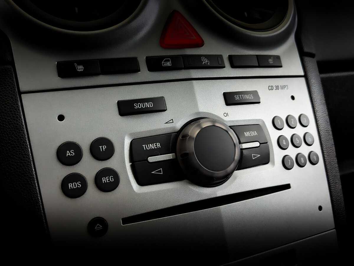 Opel Corsa с пробегом — 2013 год. Фото: #25