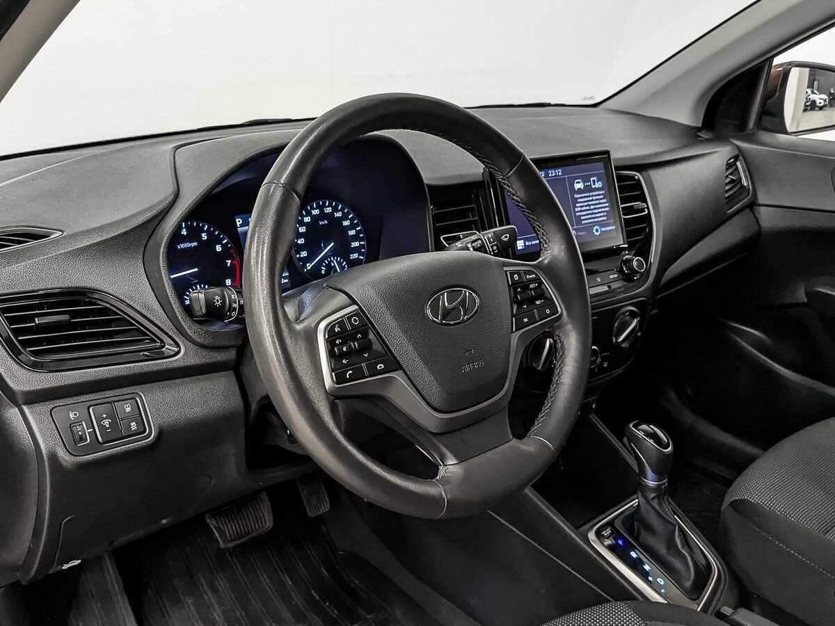 Hyundai Solaris с пробегом — 2021 год. Фото: #14