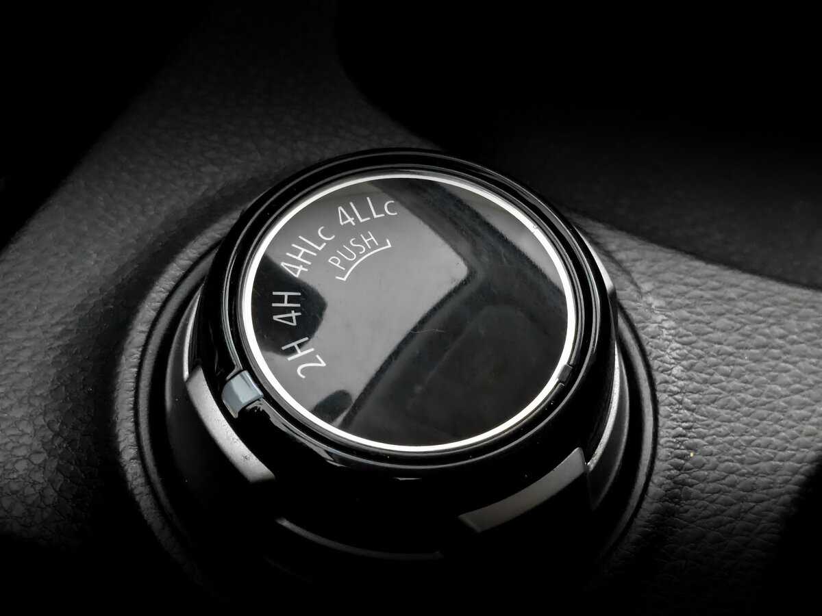 Mitsubishi Pajero Sport с пробегом — 2018 год. Фото: #24