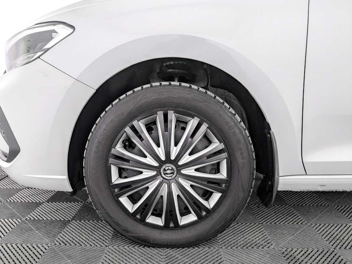 Volkswagen Polo с пробегом — 2021 год. Фото: #17