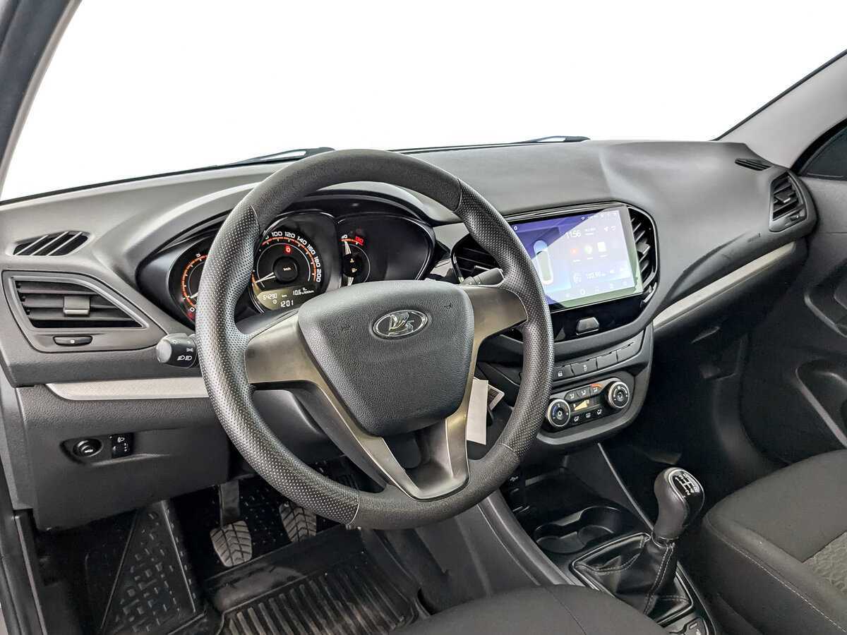 Lada (ВАЗ) Vesta с пробегом — 2017 год. Фото: #15