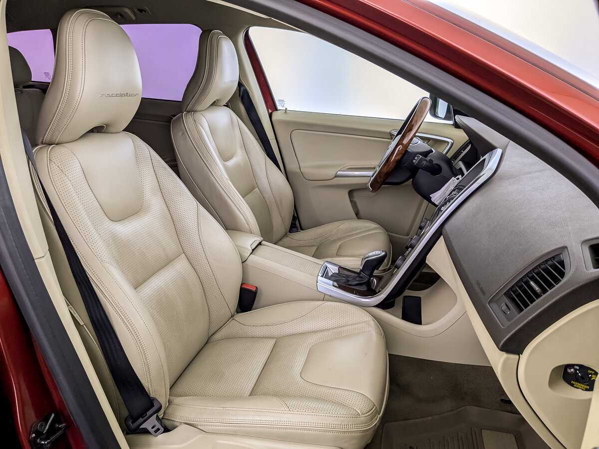 Volvo XC60 с пробегом — 2013 год. Фото: #21