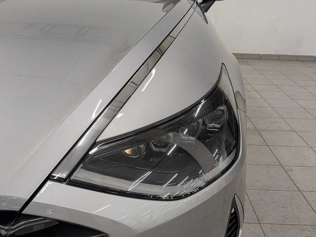 Hyundai Sonata с пробегом — 2022 год. Фото: #10