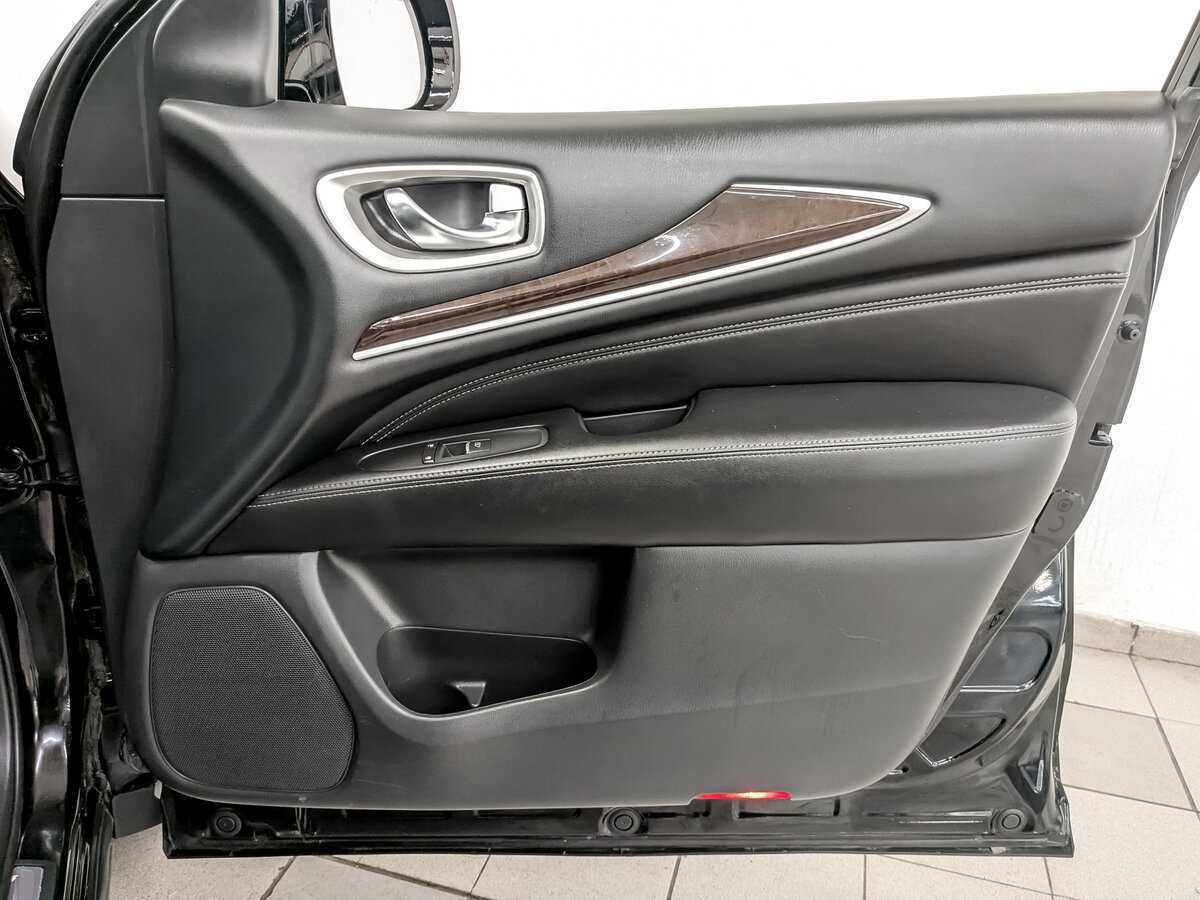 Infiniti QX60 с пробегом — 2017 год. Фото: #24