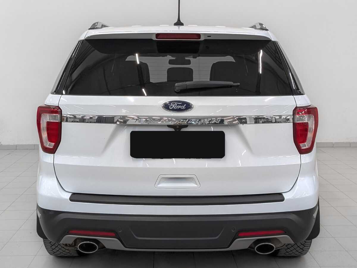 Ford Explorer с пробегом — 2019 год. Фото: #5