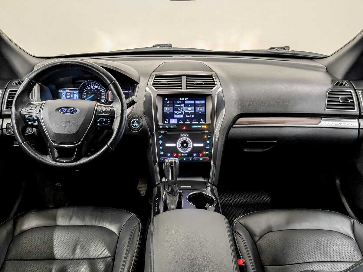 Ford Explorer с пробегом — 2019 год. Фото: #13
