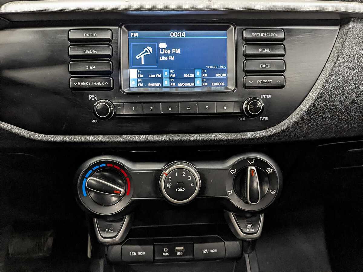 Kia Rio с пробегом — 2020 год. Фото: #13