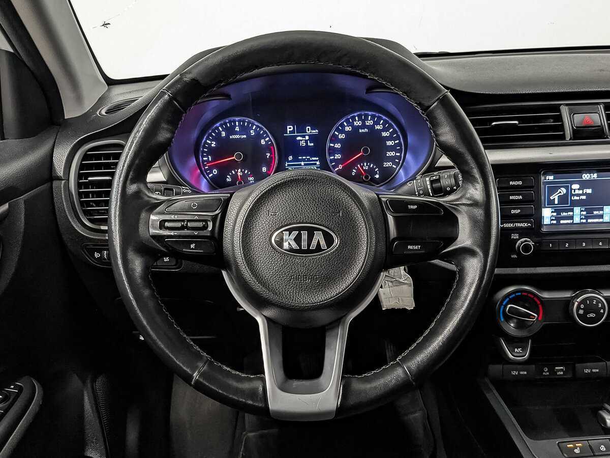 Kia Rio с пробегом — 2020 год. Фото: #18