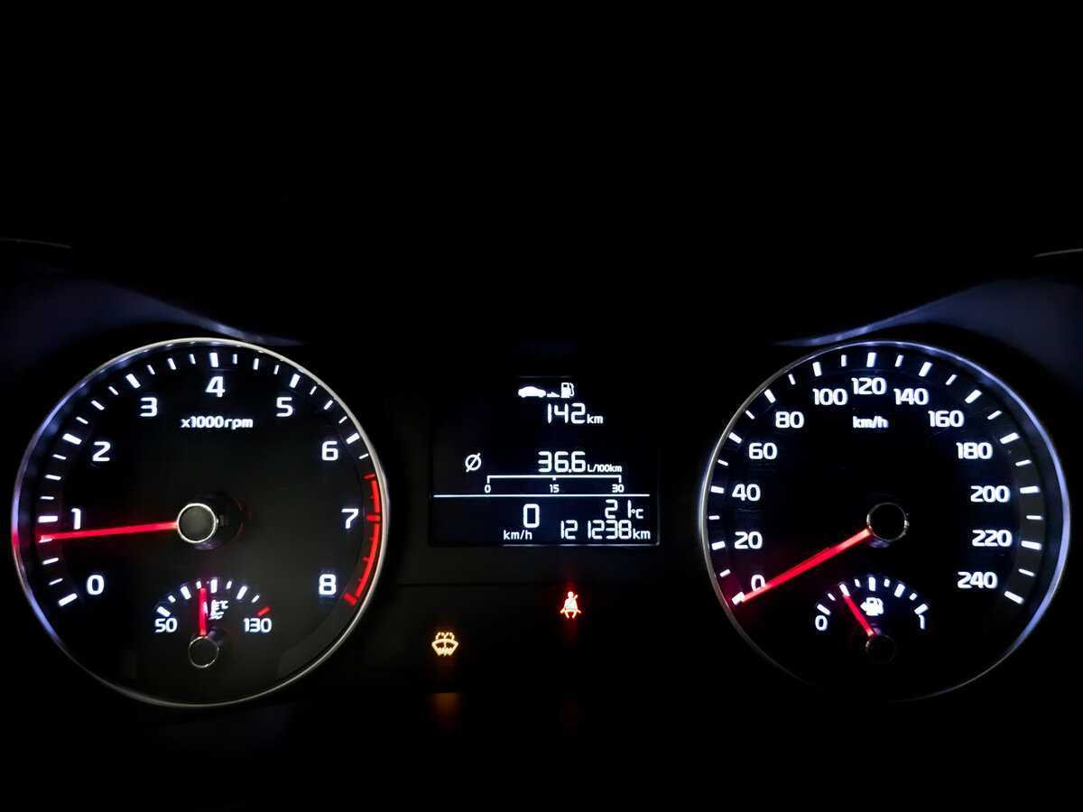 Kia Cerato с пробегом — 2022 год. Фото: #10