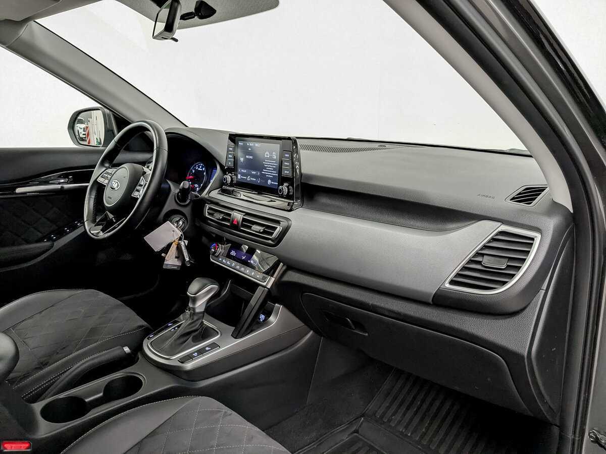 Kia Seltos с пробегом — 2021 год. Фото: #10