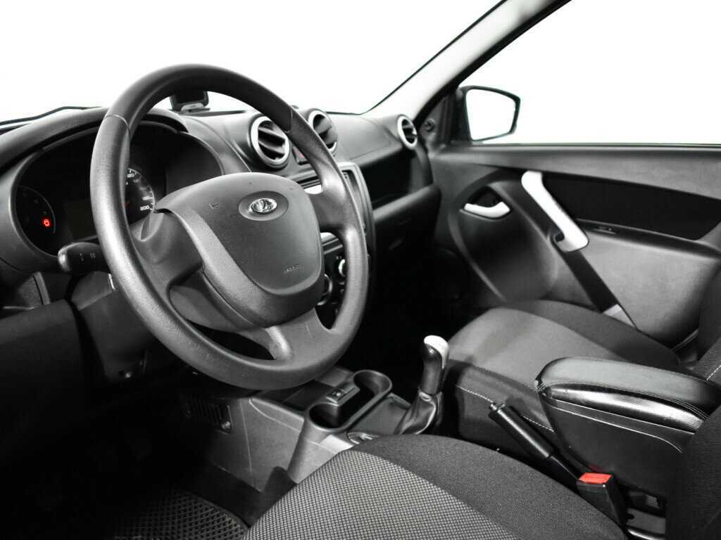 Lada (ВАЗ) Granta с пробегом — 2018 год. Фото: #12