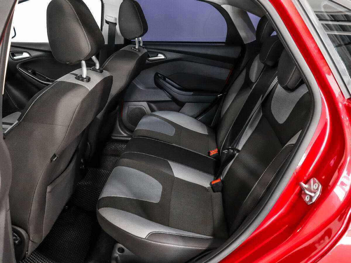 Ford Focus с пробегом — 2012 год. Фото: #9