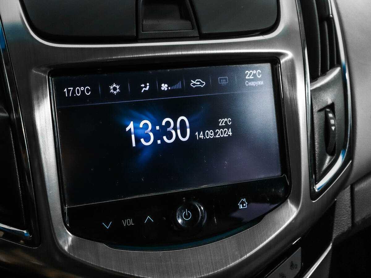 Chevrolet Cruze с пробегом — 2013 год. Фото: #11