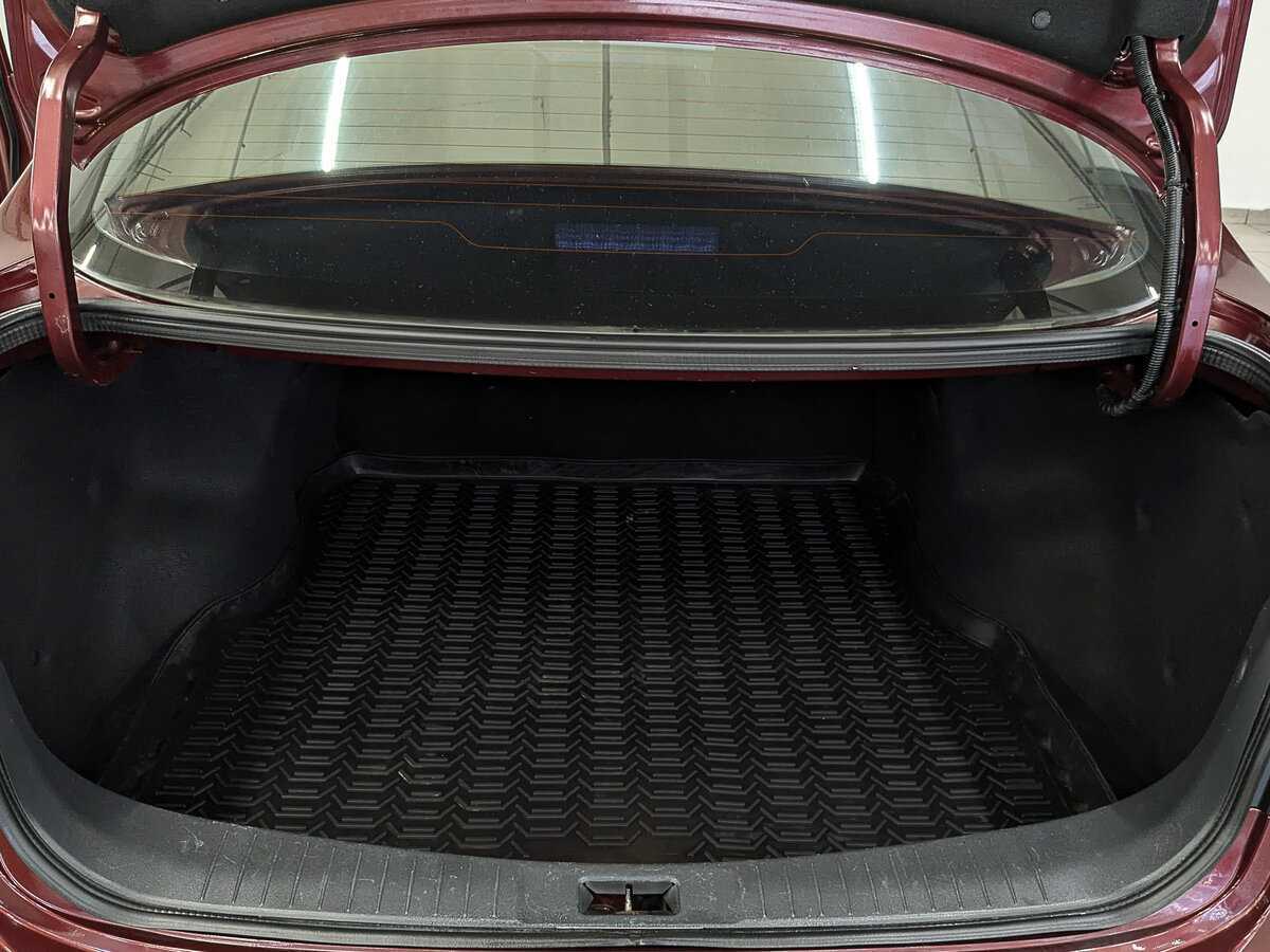 Nissan Almera с пробегом — 2014 год. Фото: #9