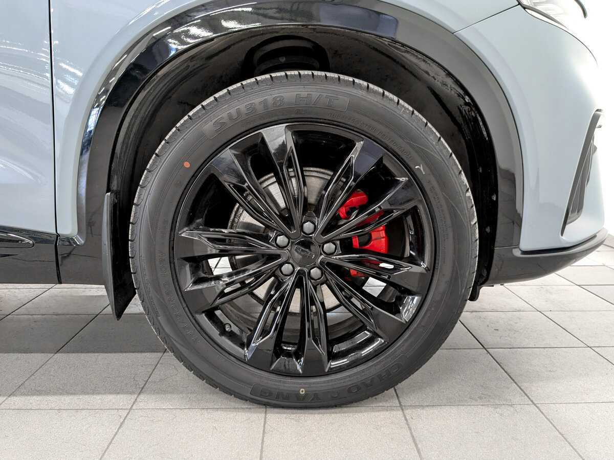 Geely Tugella с пробегом — 2023 год. Фото: #17