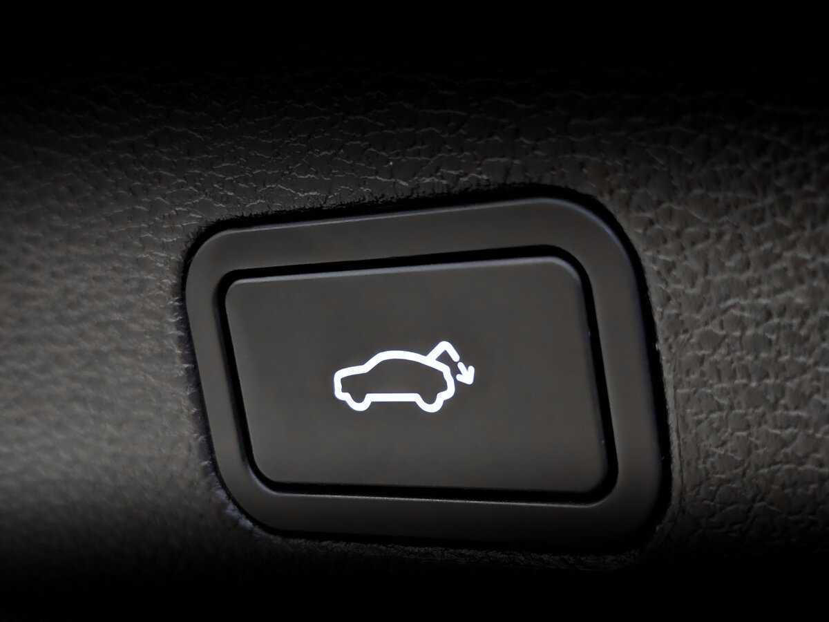 Geely Tugella с пробегом — 2023 год. Фото: #26