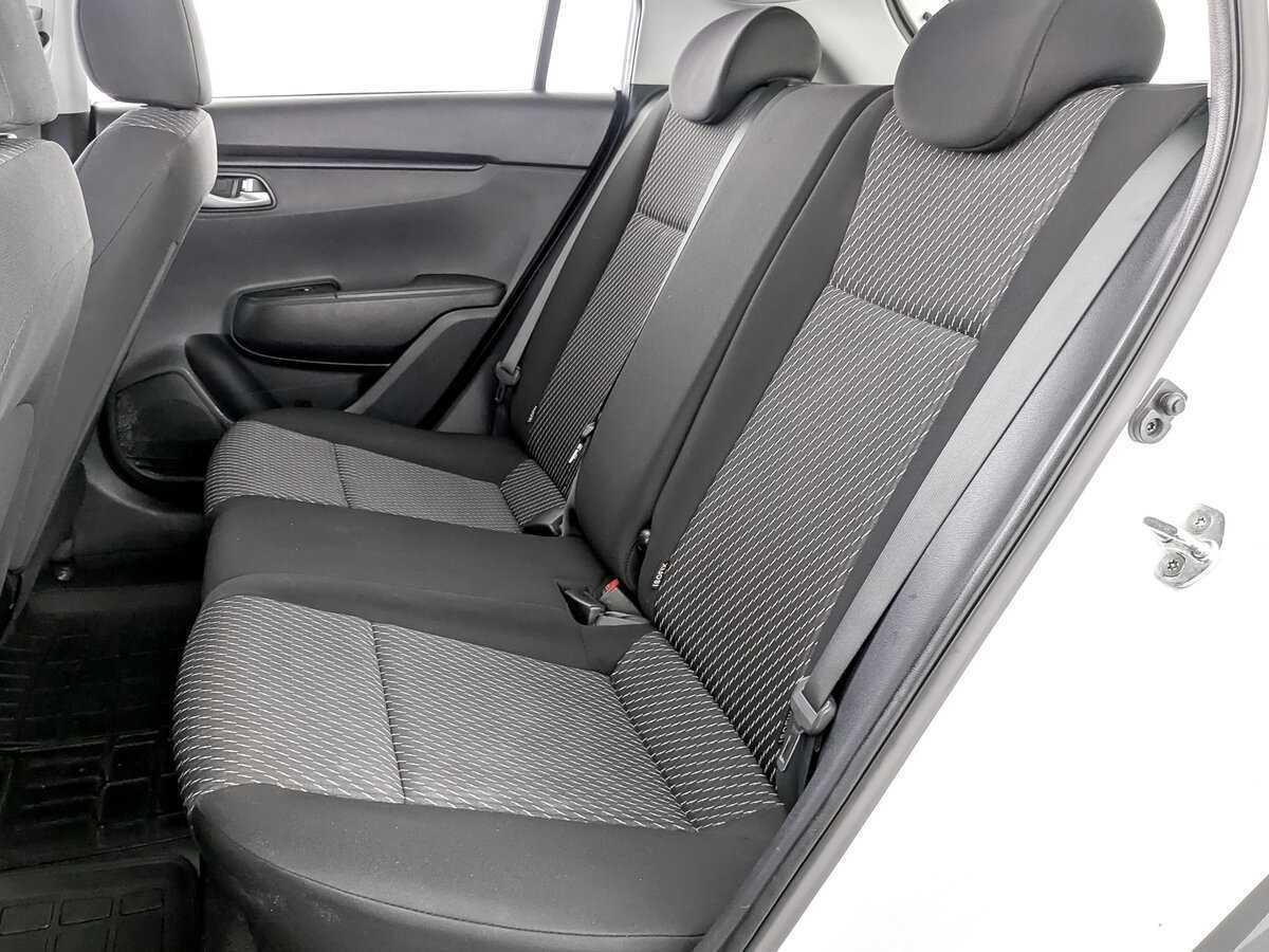 Kia Rio с пробегом — 2019 год. Фото: #11