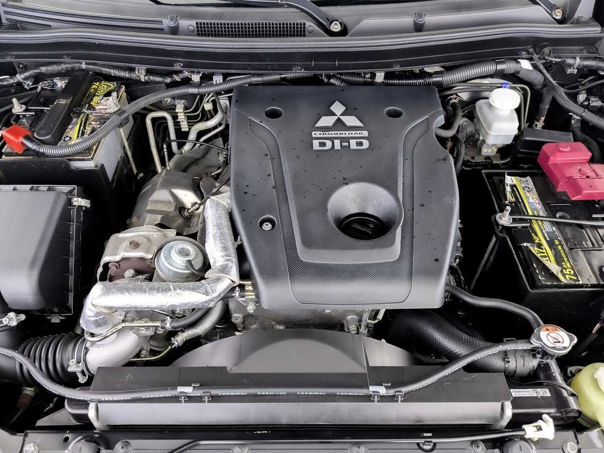 Mitsubishi Pajero Sport с пробегом — 2020 год. Фото: #8