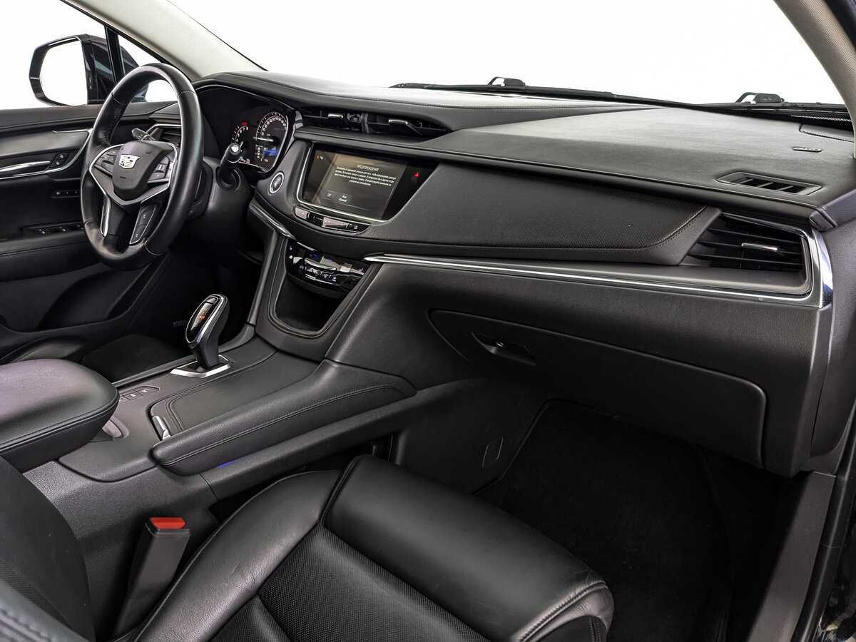 Cadillac XT5 с пробегом — 2016 год. Фото: #12