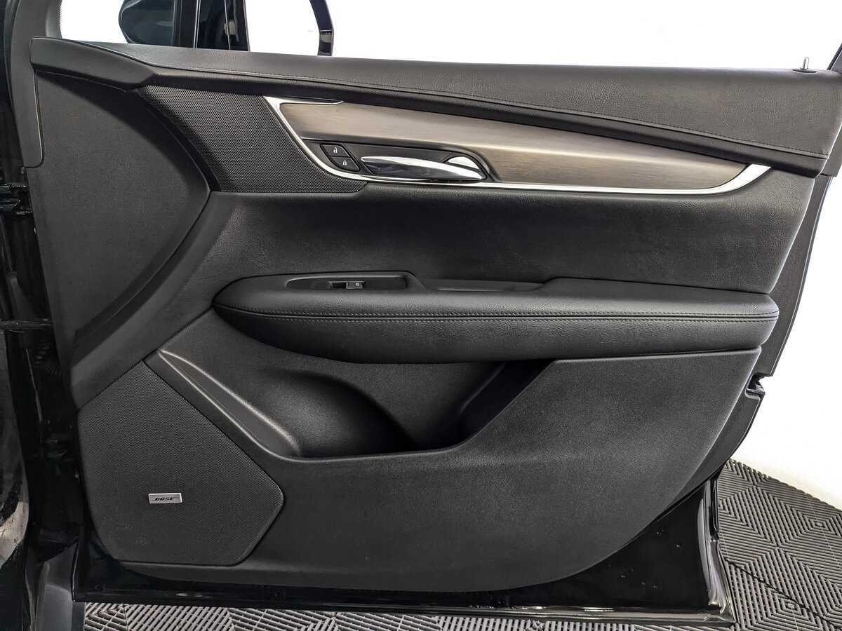 Cadillac XT5 с пробегом — 2016 год. Фото: #22