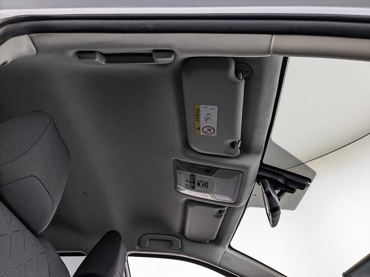 Toyota RAV4 с пробегом — 2021 год. Фото: #19