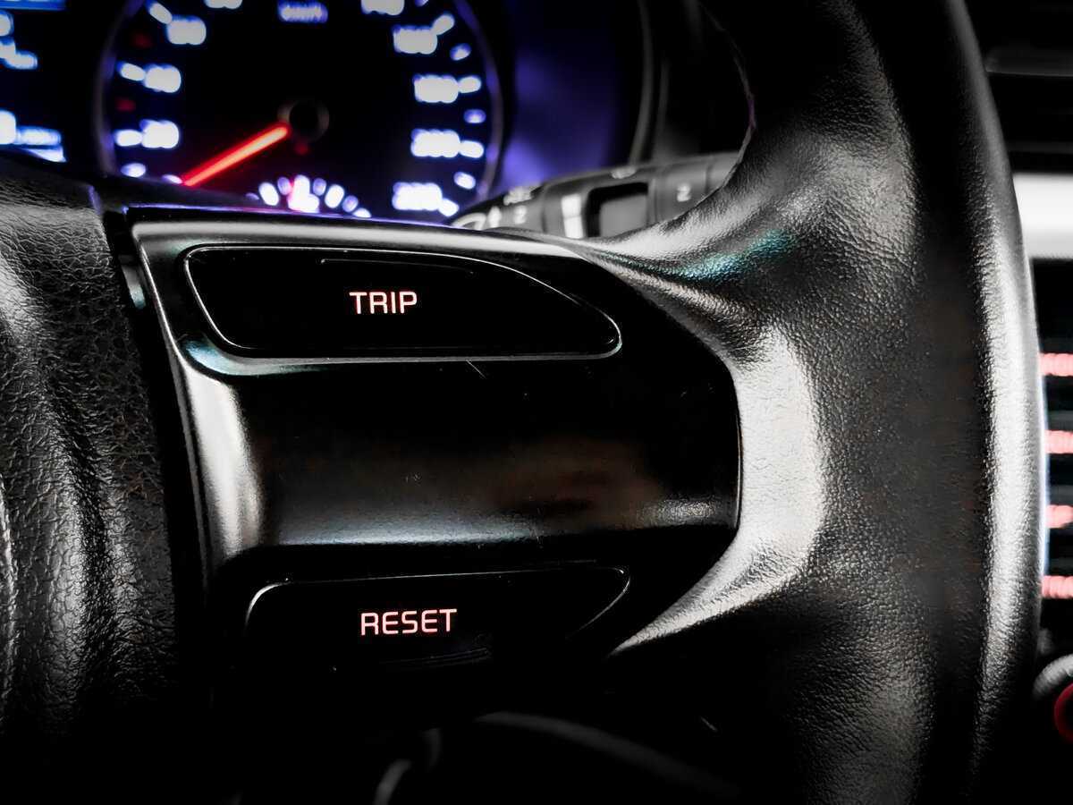 Kia Rio с пробегом — 2020 год. Фото: #24