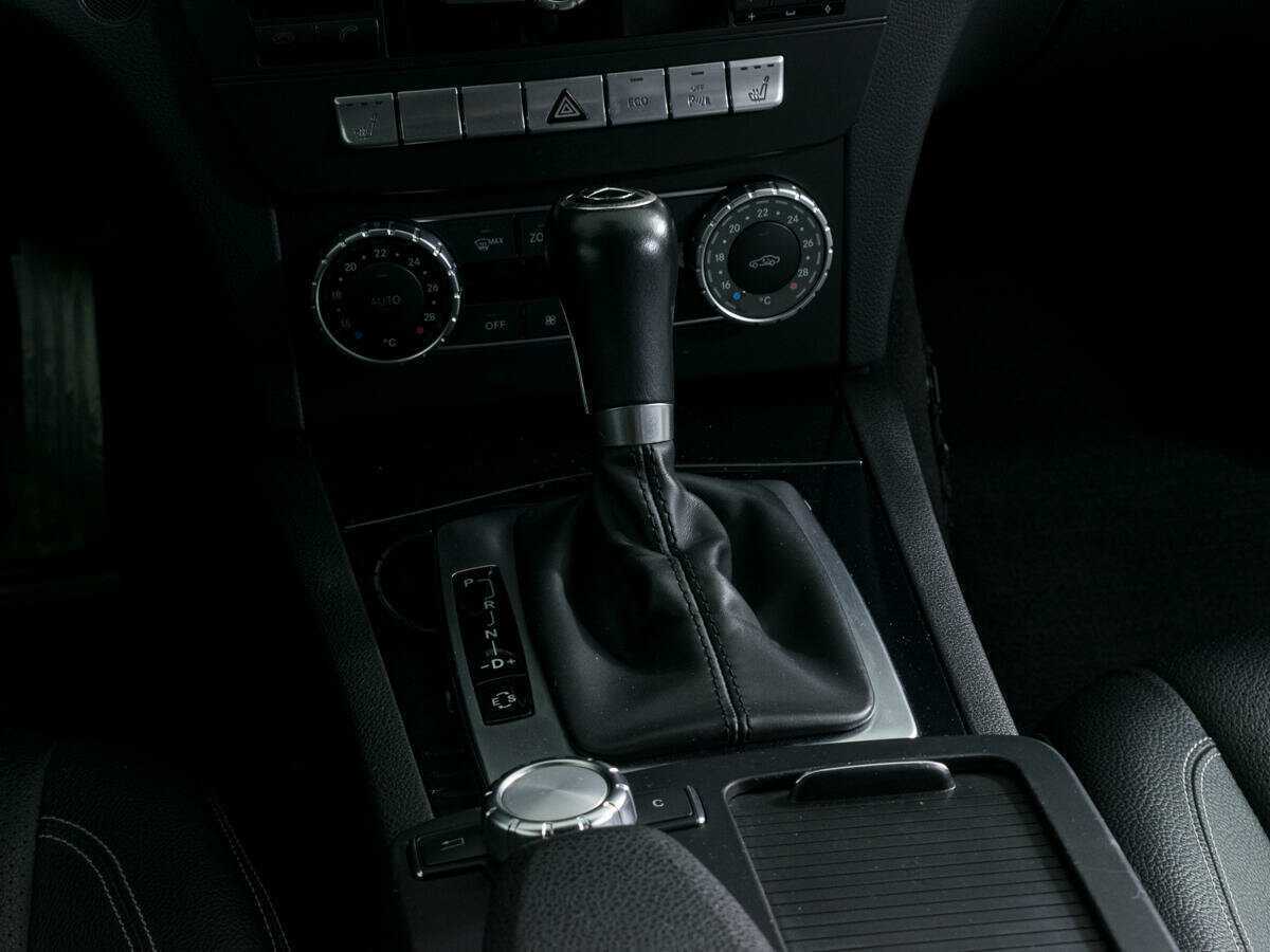 Mercedes-Benz C-Класс с пробегом — 2014 год. Фото: #13