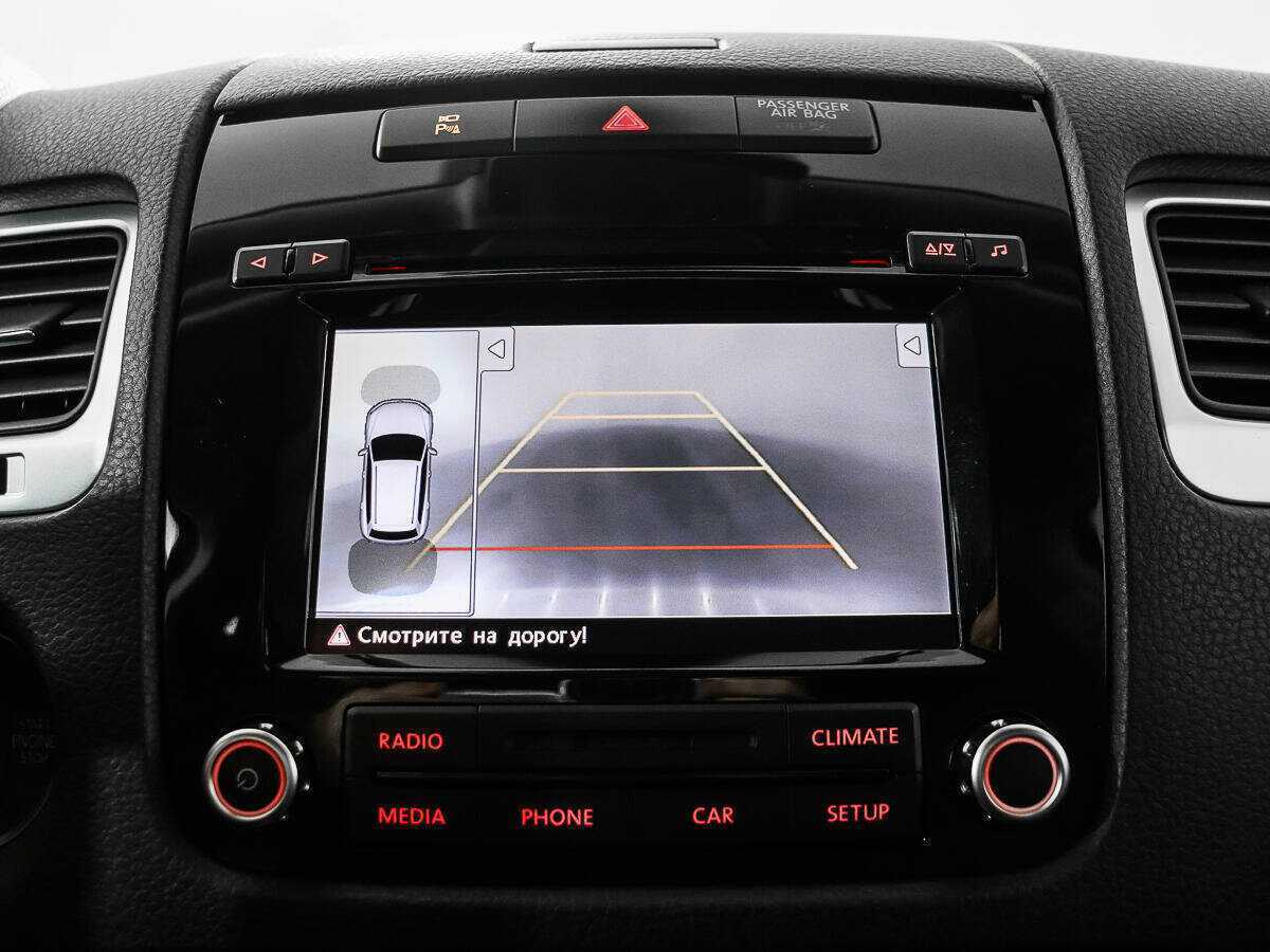 Volkswagen Touareg с пробегом — 2012 год. Фото: #16