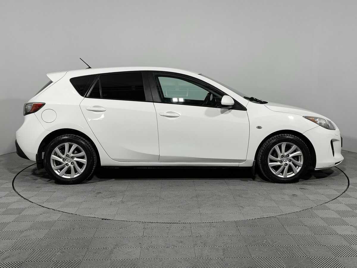 Mazda 3 с пробегом — 2012 год. Фото: #4