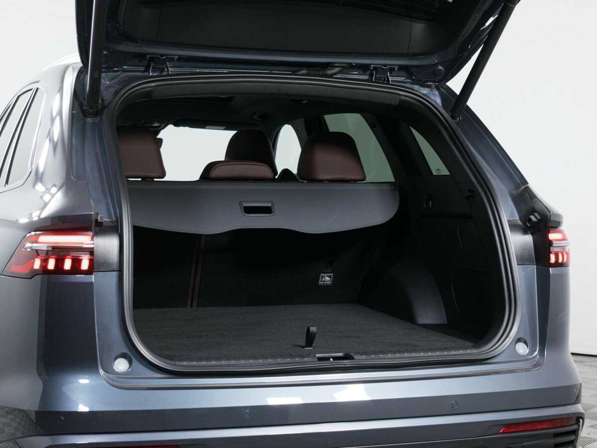 Geely Monjaro с пробегом — 2023 год. Фото: #6