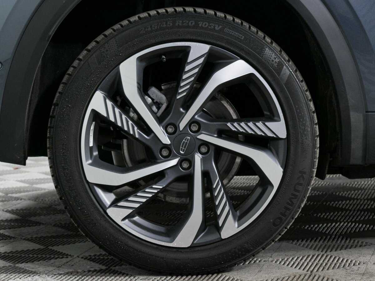 Geely Monjaro с пробегом — 2023 год. Фото: #23