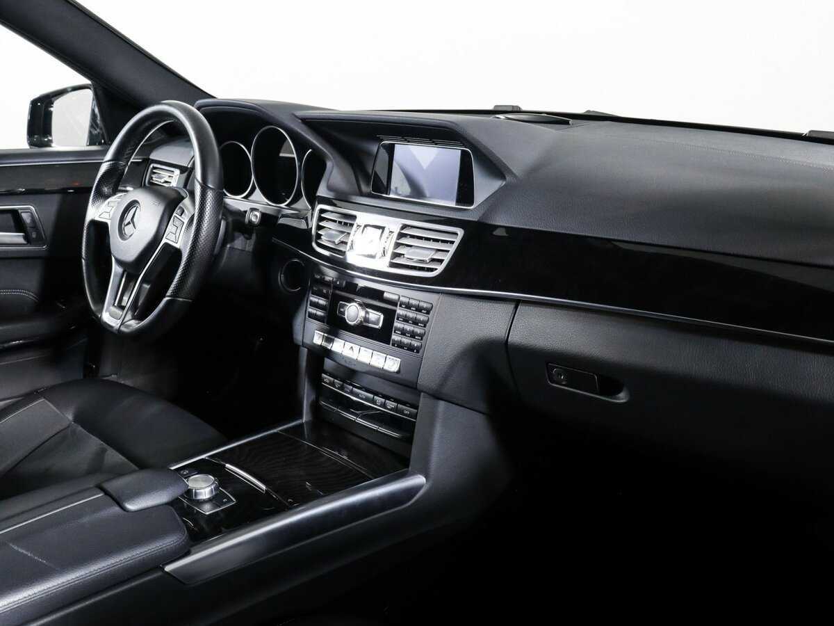 Mercedes-Benz E-Класс с пробегом — 2015 год. Фото: #8