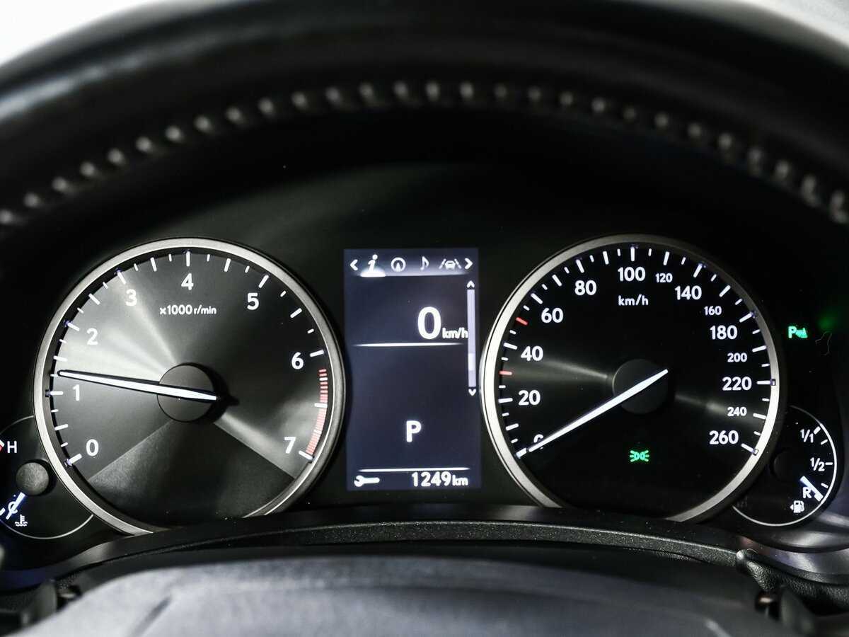 Lexus NX с пробегом — 2017 год. Фото: #9