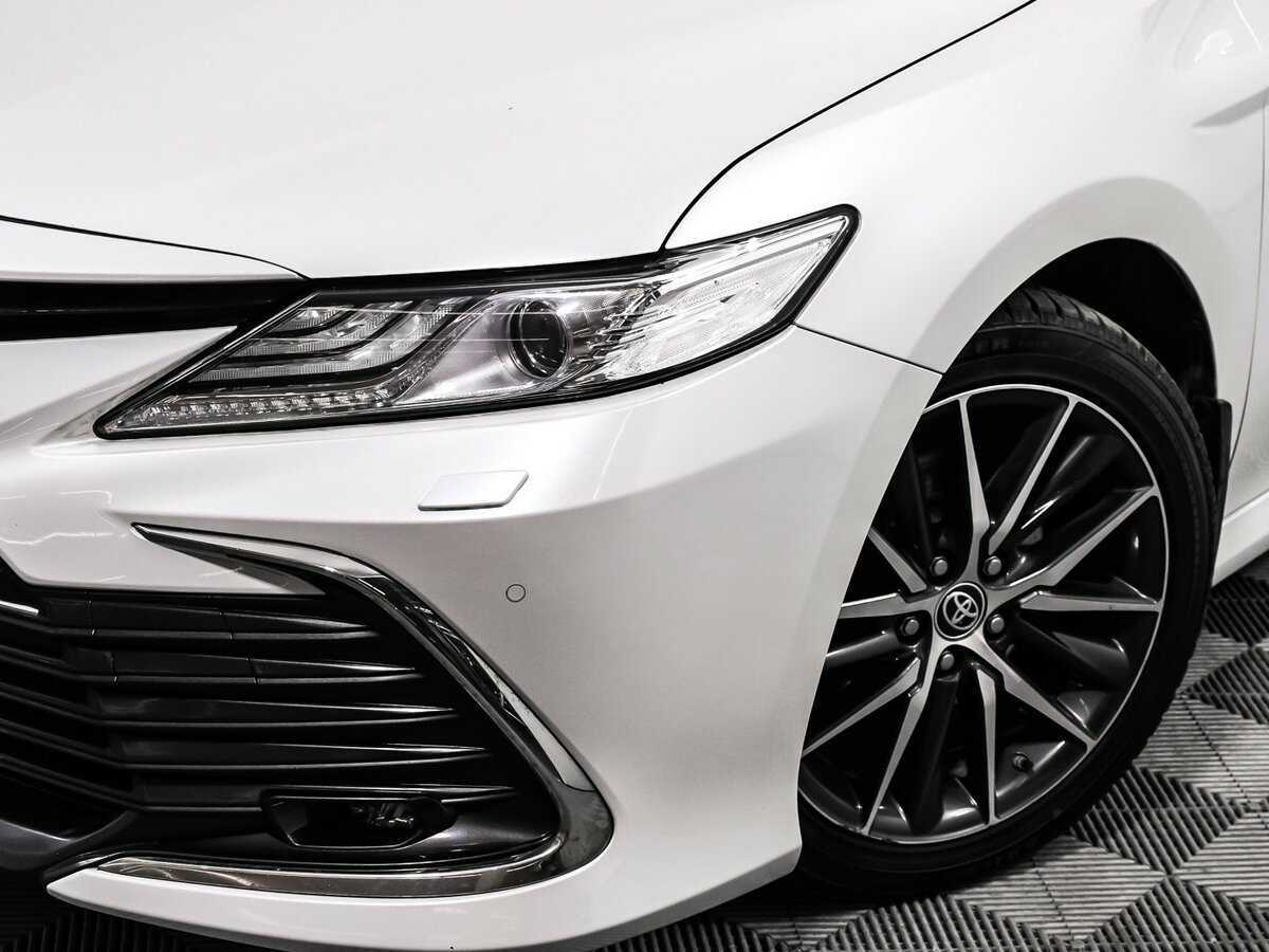Toyota Camry с пробегом — 2021 год. Фото: #14