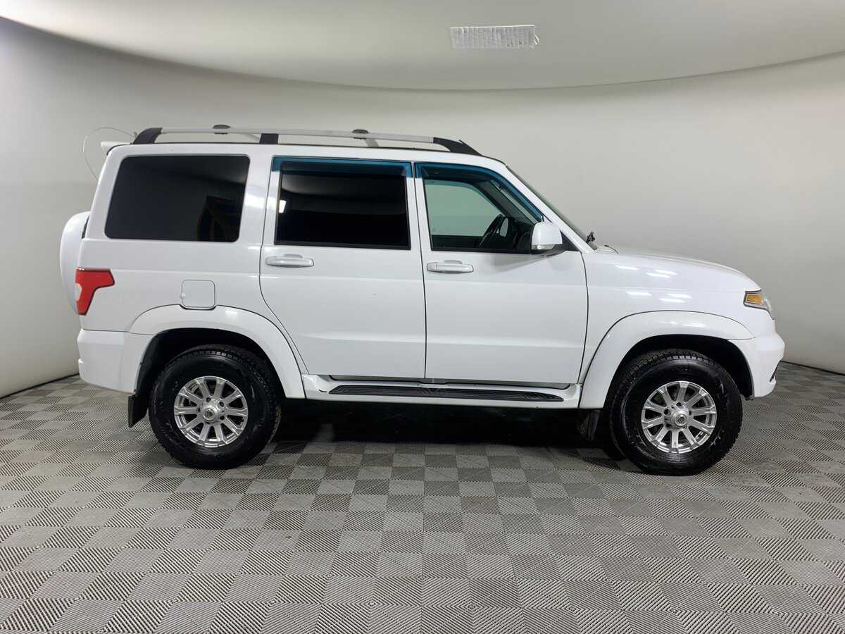 УАЗ Patriot с пробегом — 2017 год. Фото: #3