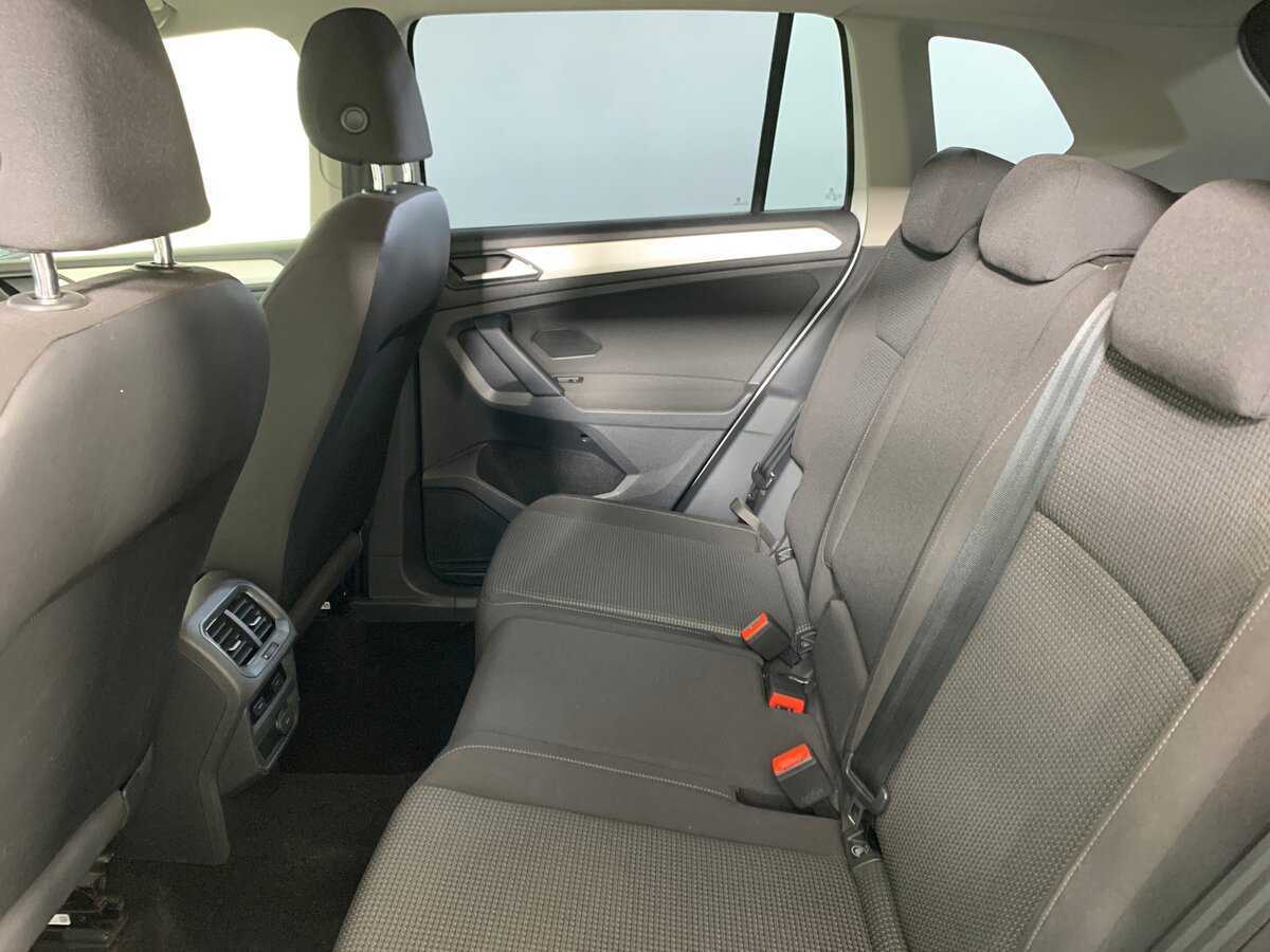 Volkswagen Tiguan с пробегом — 2018 год. Фото: #18