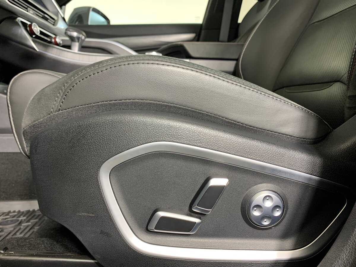 Geely Tugella с пробегом — 2023 год. Фото: #16