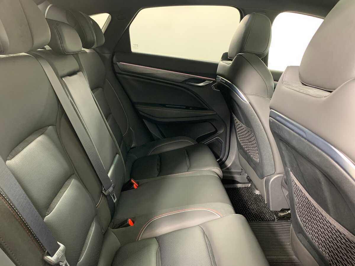 Geely Tugella с пробегом — 2023 год. Фото: #17