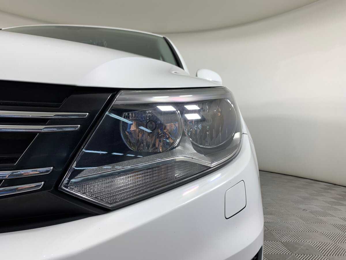 Volkswagen Tiguan с пробегом — 2015 год. Фото: #9