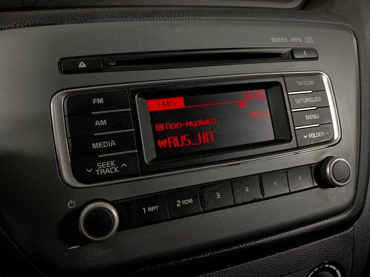 Kia Rio с пробегом — 2015 год. Фото: #15