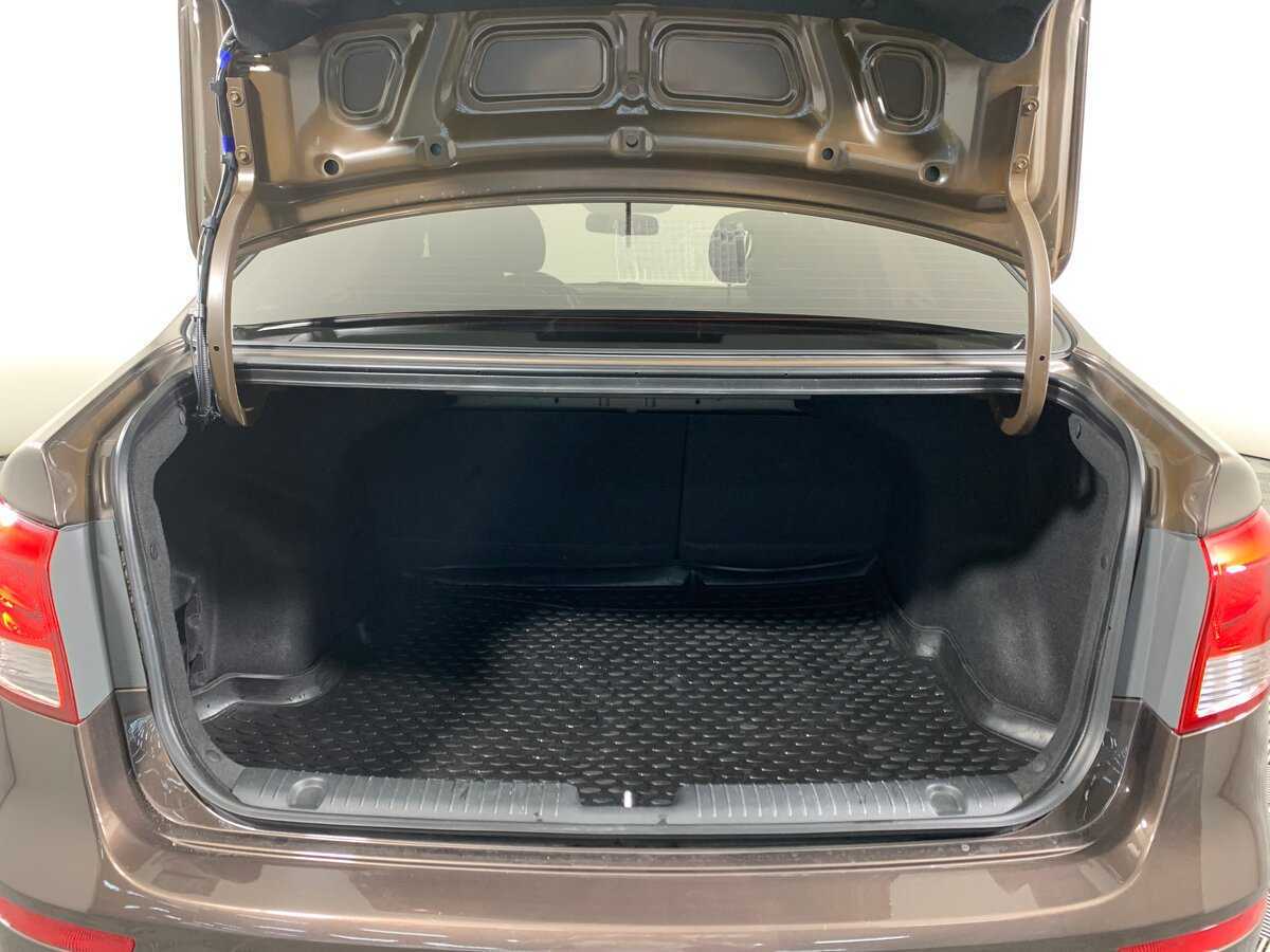 Kia Rio с пробегом — 2016 год. Фото: #16