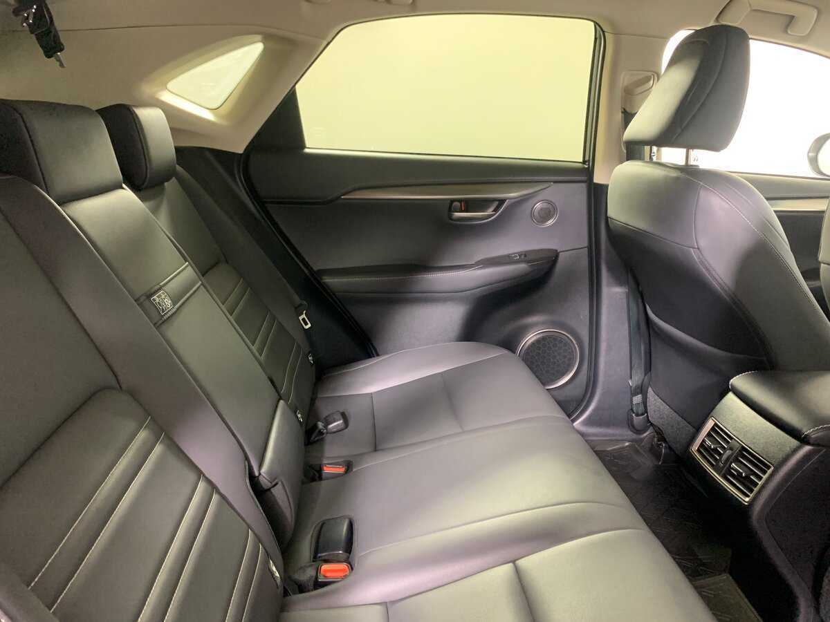 Lexus NX с пробегом — 2020 год. Фото: #17